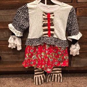 Boutique girls top and pants set size S (2/3)